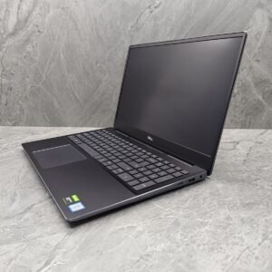 DELL Vostro 7590